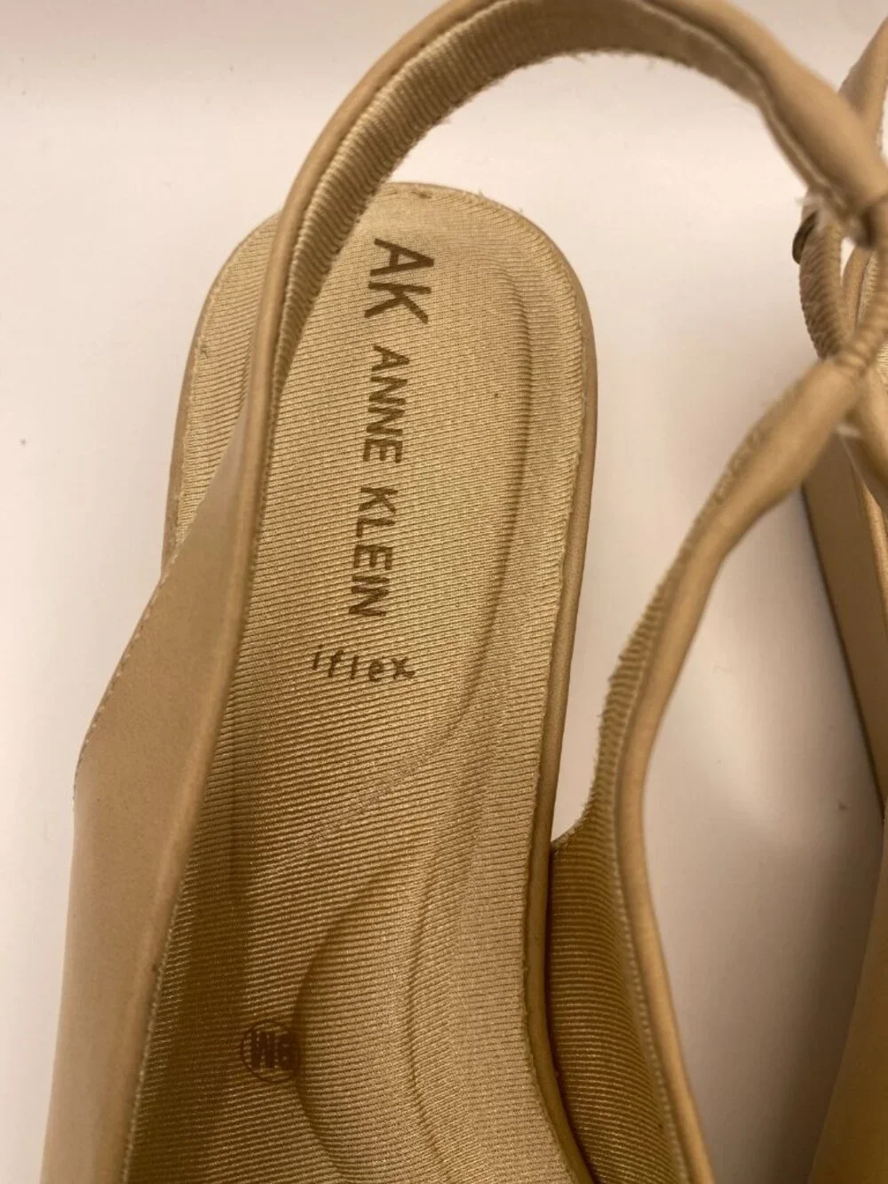 Anne Klein anne klein